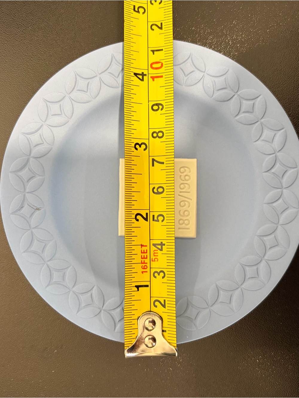 Wedgewood Eaton’s 100th Anniversary Decorative Commemorative Plate - Picture 5 of 5